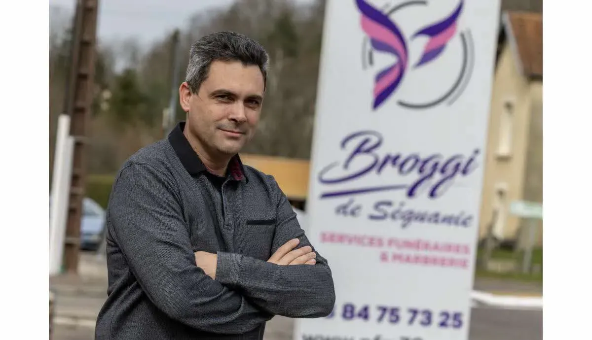 Portrait d'un conseiller des pompes funèbres Broggi de Séguanie.